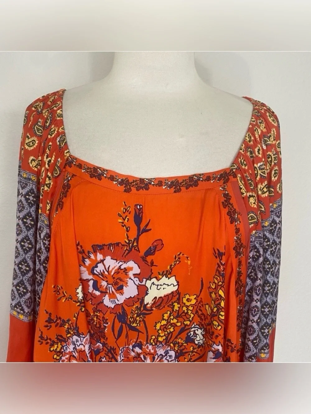 Free People Women Orange Red Paisley Satin Balloon Sleeve Blouse Size Large Boho